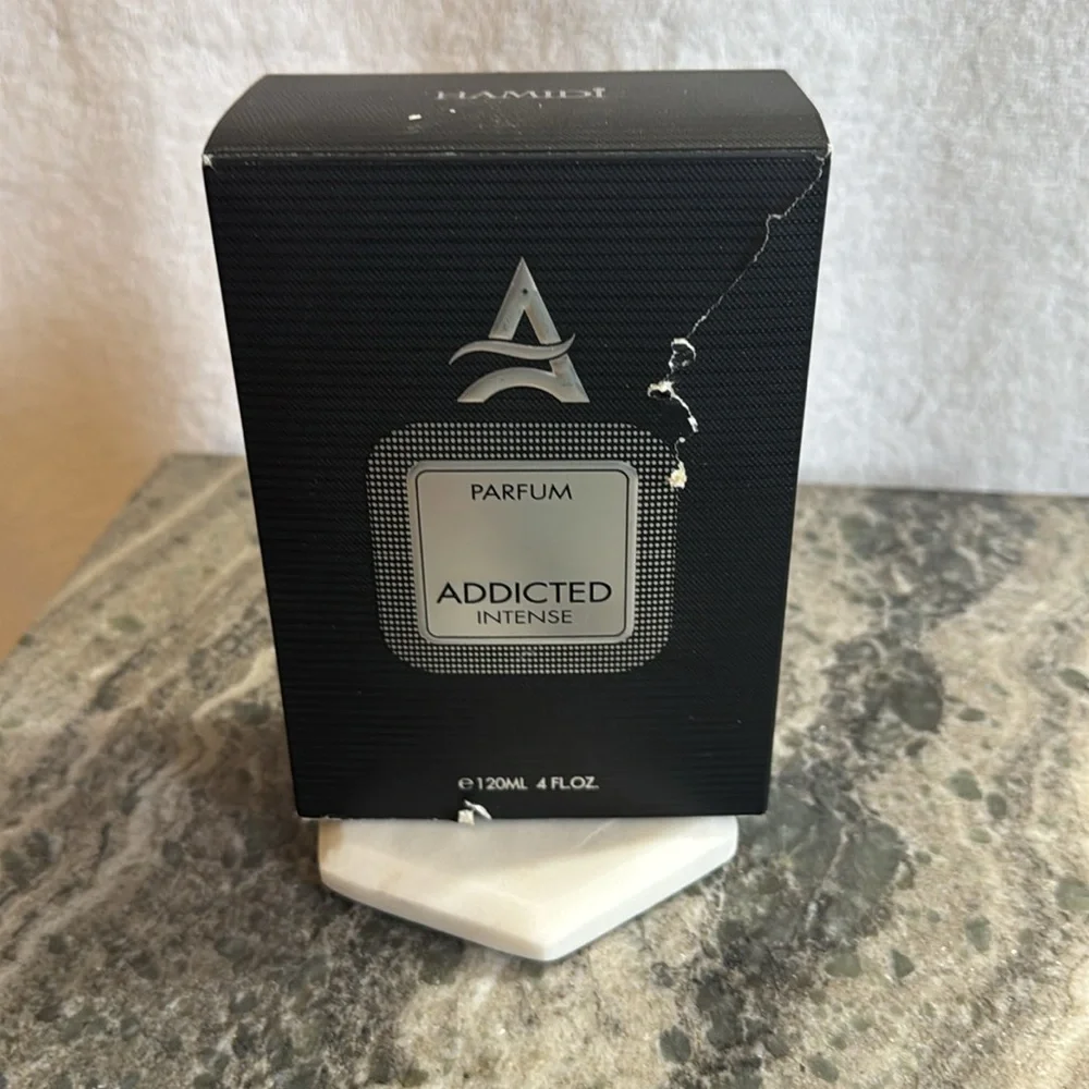 Addicted Intense Parfum - Picture 3 of 3